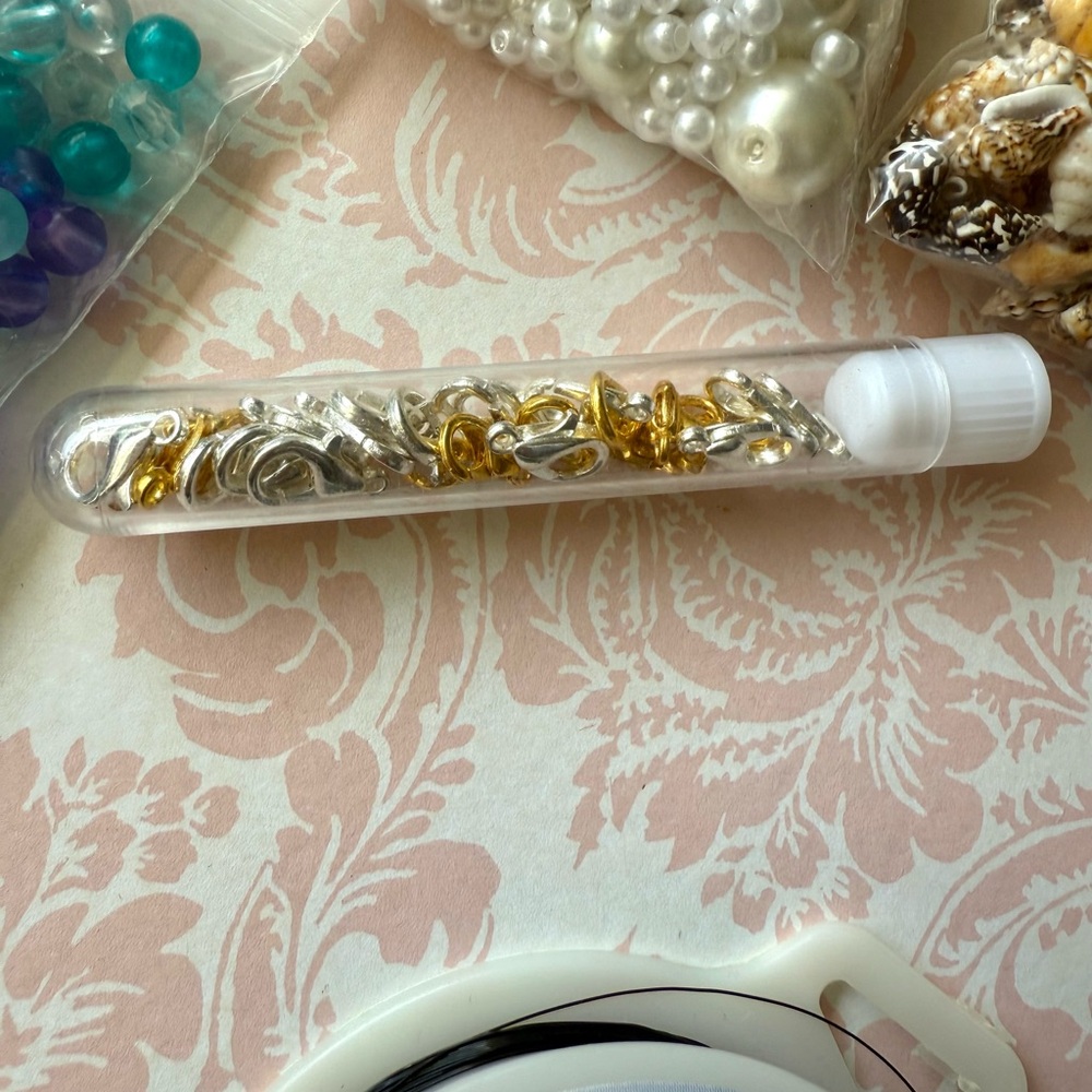 Assorted Bead Craft Kit - Picture 4 of 4
